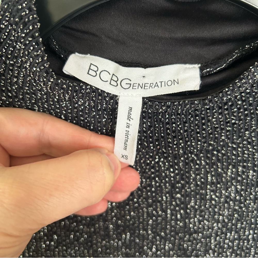 Bcbgeneration Cropped Metallic Cutout Sweater Siz… - image 4